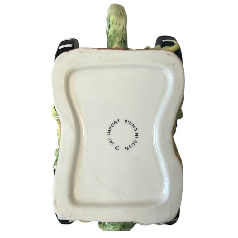 Jay Imports Red Tractor with Corn Tea Pot